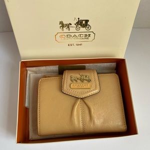 New Coach wallet